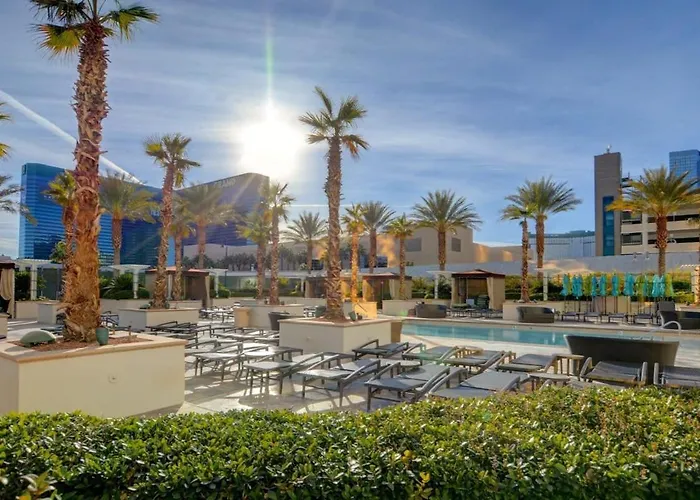 Mgm Signature-15-604 Jacuzzi Studio